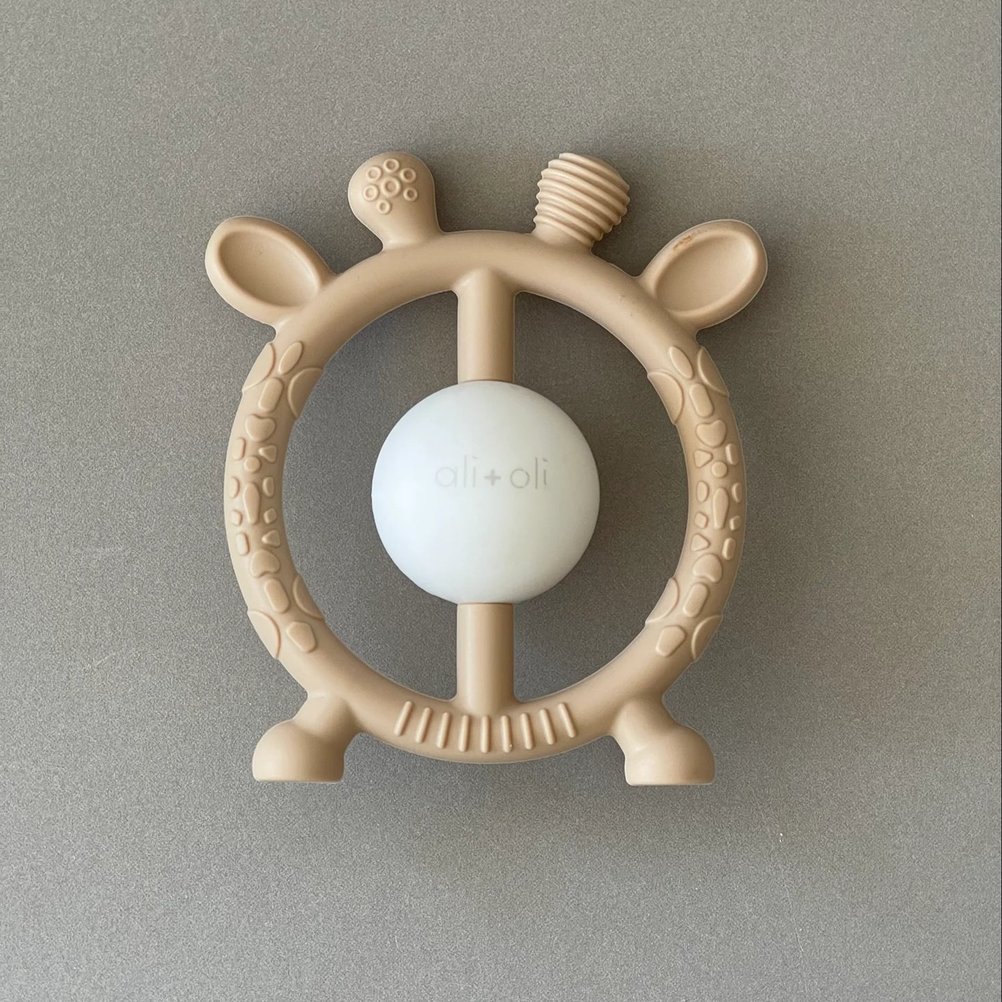 Giraffe Teether and Rattle - Taupe - 0m+
